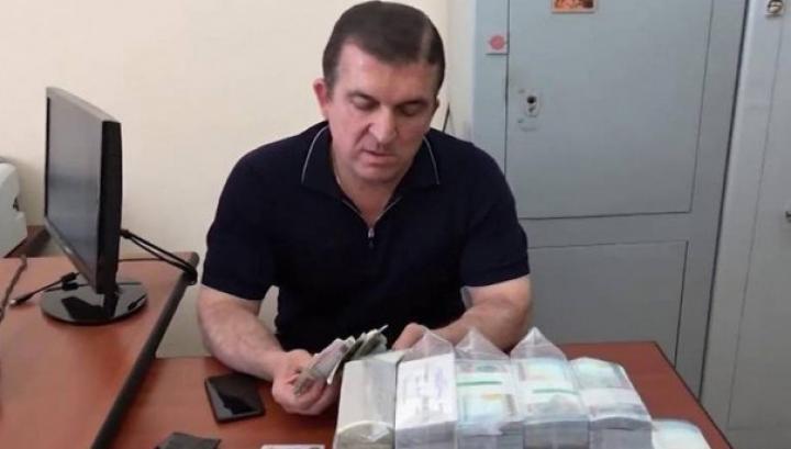 Սերժ Սարգսյանի թիկնազորի նախկին պետը մեղադրվում է փողերի լվացման համար