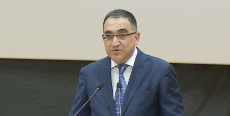 Հայ–ռուսական համալսարանի ռեկտոր Արմեն Դարբինյանը բաց նամակ է հղել Նիկոլ Փաշինյանին