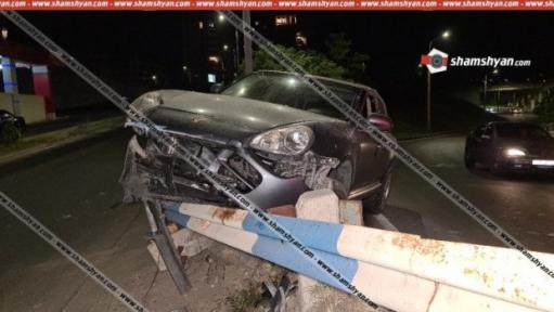 Հարբած վարորդը «Porsche Cayenne»-ով Դավիթաշենի կամրջի մոտ բախվել է երկաթե արգելապատնեշին