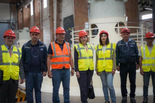 ՀՀ-ում ԱՄՆ դեսպան Քրիստինա Քվինը Սյունիքում այցելել է ամերիկյան «Քոնթուր Գլոբալ» հիդրոկասկադ