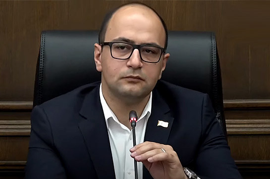 Կառավարող թիմի համար ՀՀ-ի սահմանն անցնում է կառավարական ամառանոցներով եւ աշխատասենյակներով. Մամիջանյան