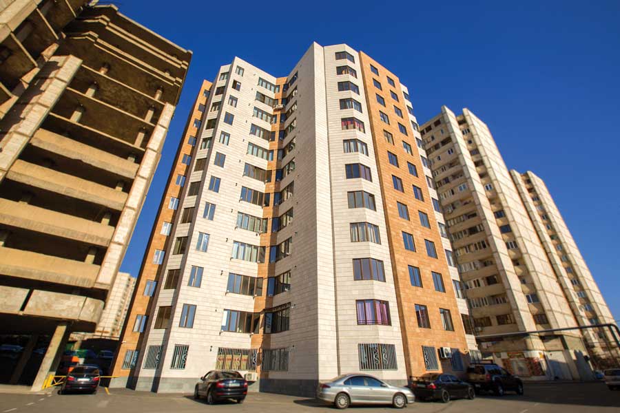 Արշակունյաց փողոցում բազմաբնակարան շենք կառուցելիս երկու լրացուցիչ հարկ են կառուցել. Դրանք պետք է քանդվեն