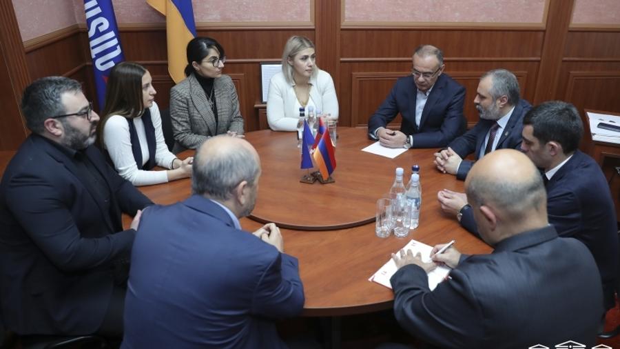 Արցախը համայն հայության համար պետք է լինի միասնության գաղափար. ԱԺ «Հայաստան» խմբակցությունում հյուրընկալել են Արցախի պատվիրակությանը