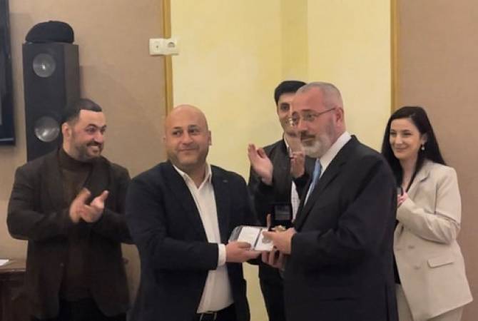 Օդեսայում պարգևատրել են հայ դիվանագետի