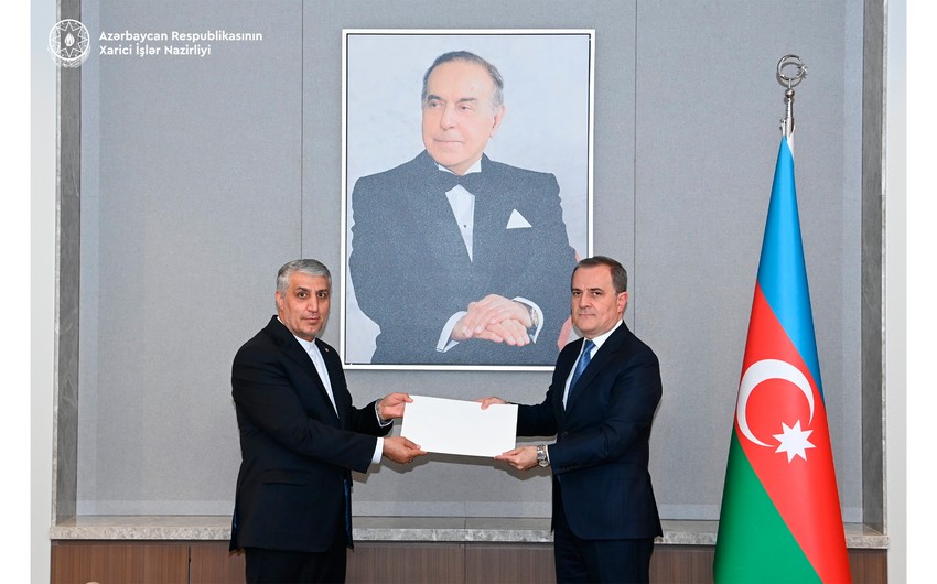 Բայրամովն ընդունել է Ադրբեջանում Իրանի նոր դեսպանին