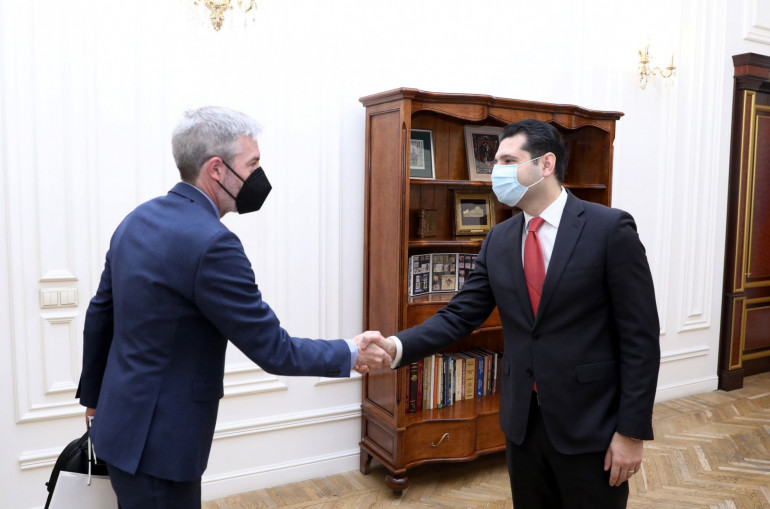 Համբարձում Մաթևոսյանն ու Շվեդիայի դեսպանը շեշտել են հայ ռազմագերիների և քաղաքացիական պատանդների անհապաղ հայրենադարձումը