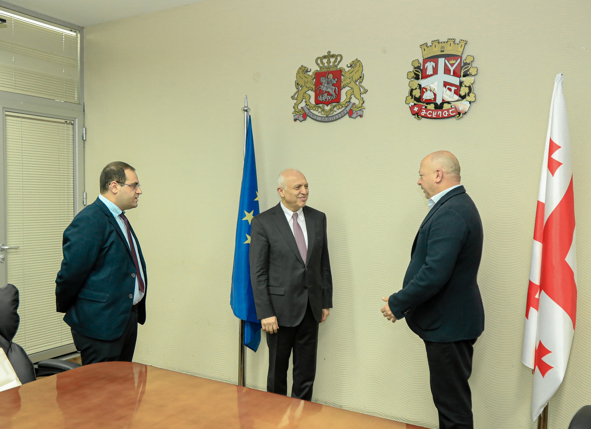 ՀՀ դեսպանն ու Դիմիտրի Զուրաբիշվիլին անդրադարձել են Էջմիածնի և Մցխեթայի միջև ձևավորված արդյունավետ համագործակցությանը