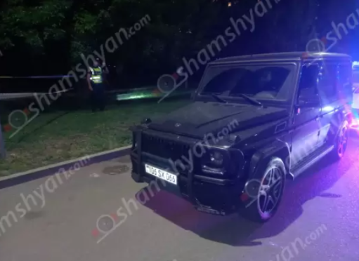 Երևանում «Յաշիկի» վարորդը հայտնել է՝ մեքենայից դուրս նետված 2 փաթեթներում թմրանյութ է