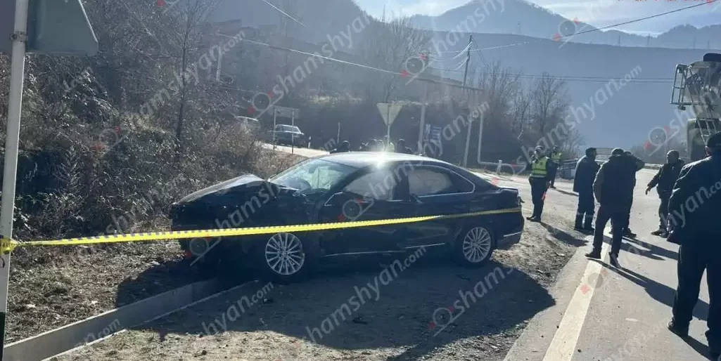 Լոռու մարզում բախվել են «Volkswagen Passat»-ը և «Howo» բետոնախառնիչը. 2 տուժածից մեկը ուղղաթիռով տեղափոխվել է Երևան
