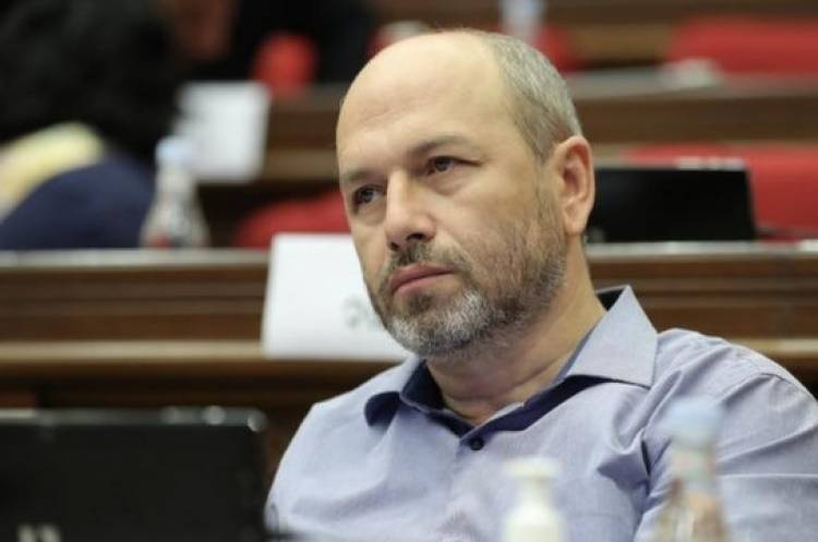 «Կողմ եմ արտահայտվելու». Գեղամ Նազարյանը` հնարավոր իմպիչմենտին իր դիրքորոշման մասին. «Ժողովուրդ»