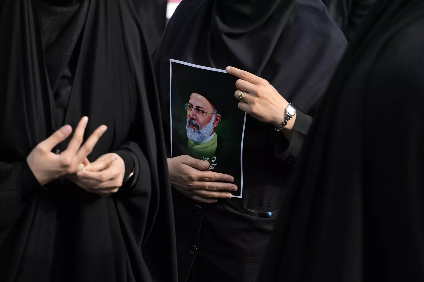 Իրանի նախագահին հուղարկավորեցին Մաշհադում