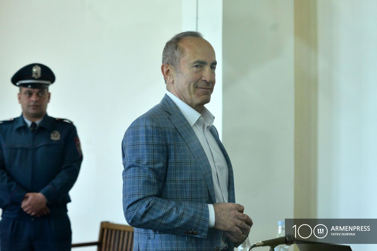 Քոչարյանի փաստաբանը կասկածի տակ է դնում դատավորի անկողմնակալությունը․ դատարանը մերժեց ինքնաբացարկի միջնորդությունը