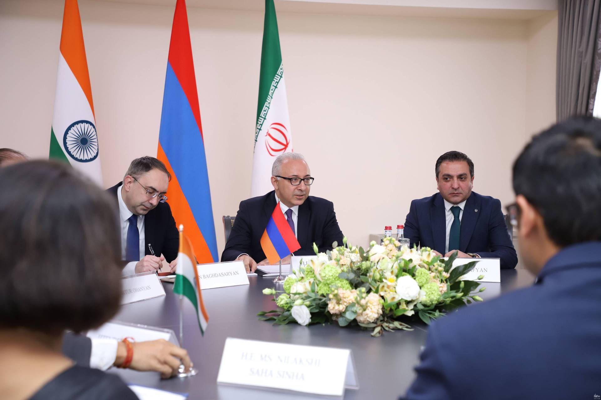 Հայաստանի, Իրանի, Հնդկաստանի ԱԳՆ-ները քննարկել են տարածաշրջանի հաղորդակցային ուղիներին առնչվող հարցեր