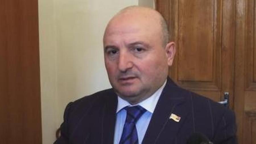 Վարդան Ղուկասյանը զայրացնում է ՔՊ-ին. ճնշումներ և վիրավորանքներ՝ Գյումրու թեկնածուների հասցեին ․ «Ժողովուրդ»