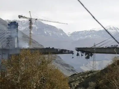 Իրանում 40 ժամից էլ քիչ ժամանակահատվածում վերականգնել են ավիահարվածների հետևանքով ավերված երկաթուղային կամուրջը