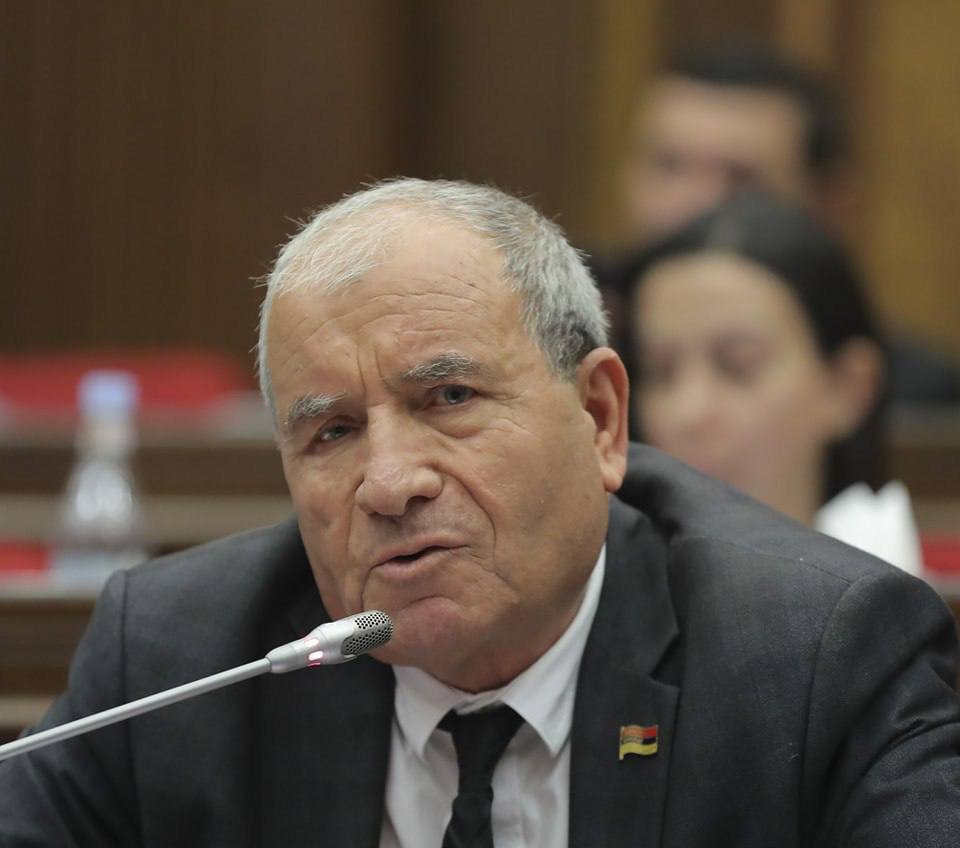 Հակոբ Ասլանյանը կասեցնում է ՔՊ-ի հետ համագործակցությունը