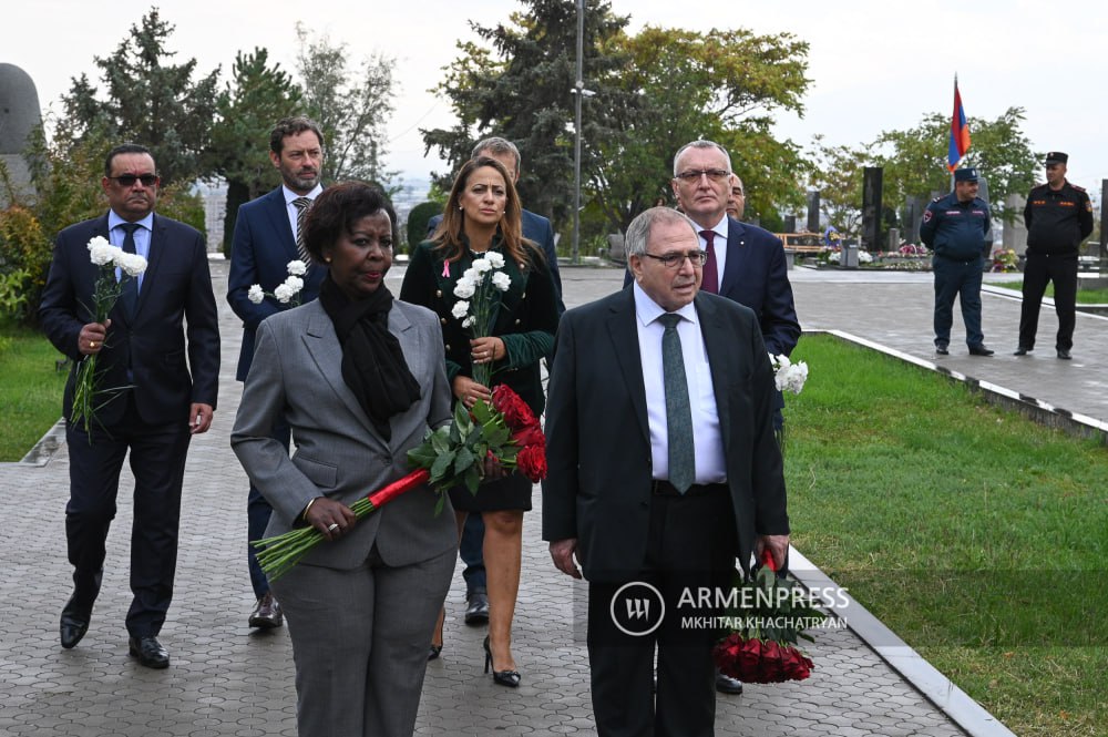Ֆրանկոֆոնիայի միջազգային կազմակերպության գլխավոր քարտուղարն այցելել է «Եռաբլուր» զինվորական պանթեոն