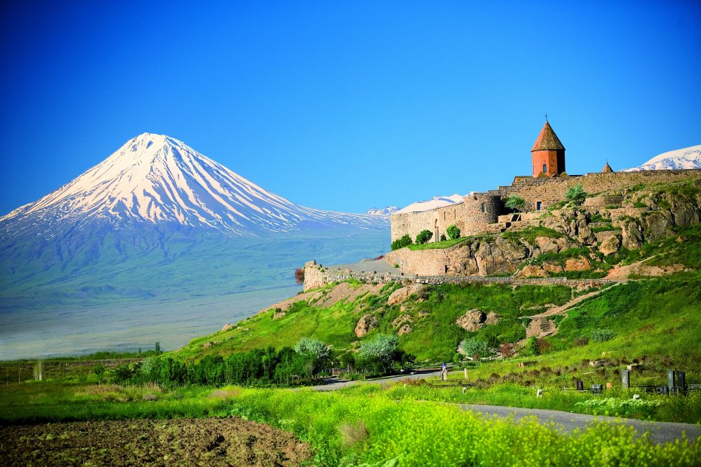 Армения исторически была важной остановкой на древнем Шелковом пути: статья посла Китая