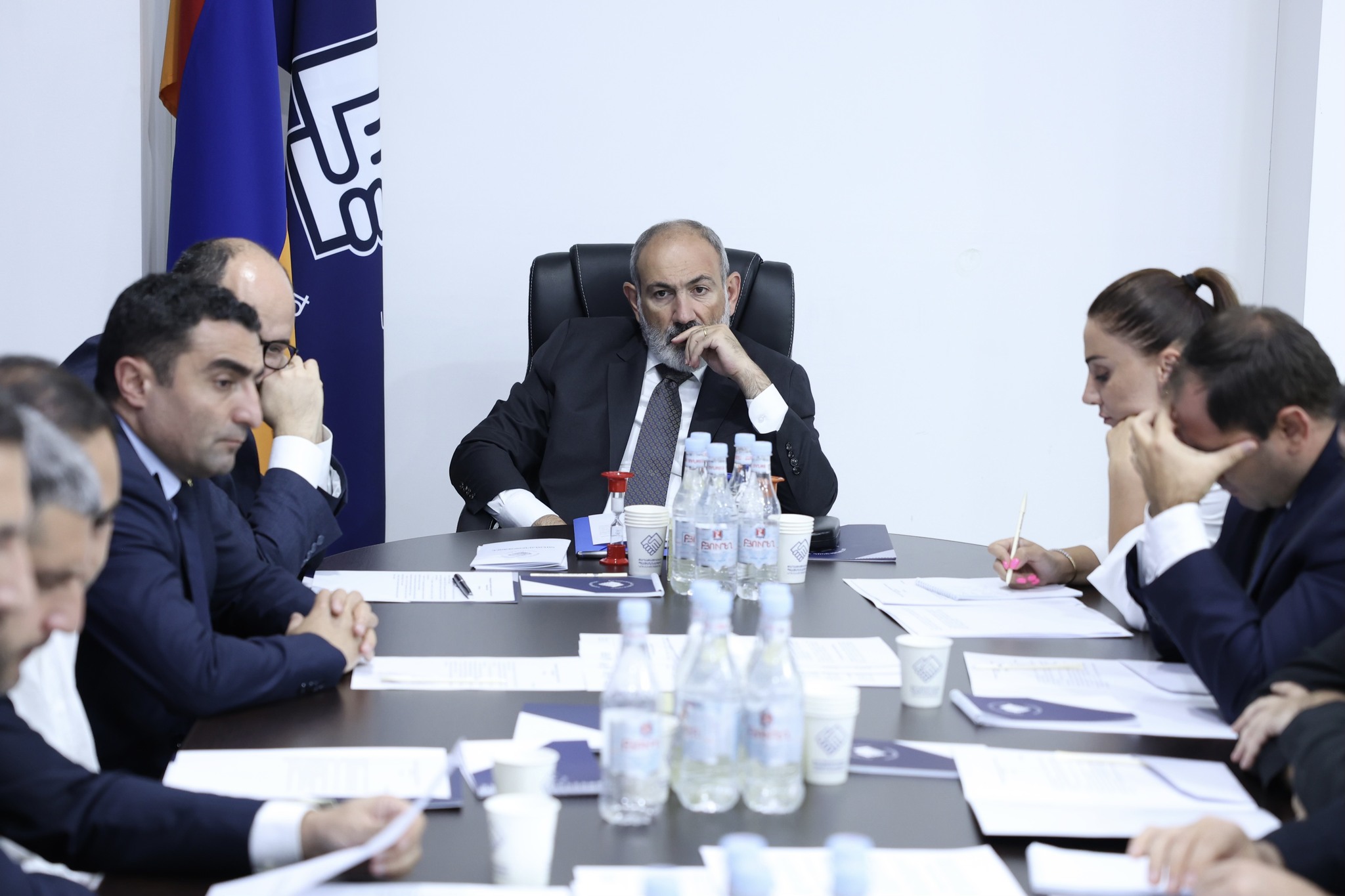 Փաշինյանի գլխավորությամբ տեղի է ունեցել «Քաղաքացիական պայմանագիր» կուսակցության Վարչության նիստ