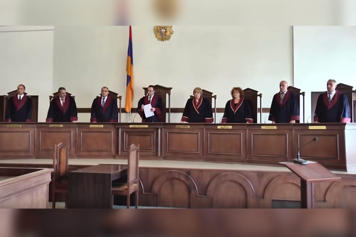 «Իրատես»․ Հայաստանում կատարվողին ամենաուշադիրը հետեւում են ՍԴ դատավորները