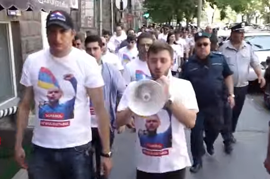 Ուղիղ․ ՀՀԿ-ն ակցիա է իրականացնում հաջակցություն Արցախում սկսված շարժման