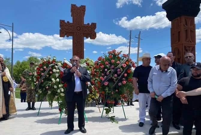 Ախուրյանում բացվեց 44-օրյա պատերազմի զոհերի հիշատակին նվիրված հուշահամալիր ու Զինվորի պուրակ