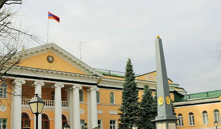 В процессе печати паспортов Республики Армения возникли сложности - посольство