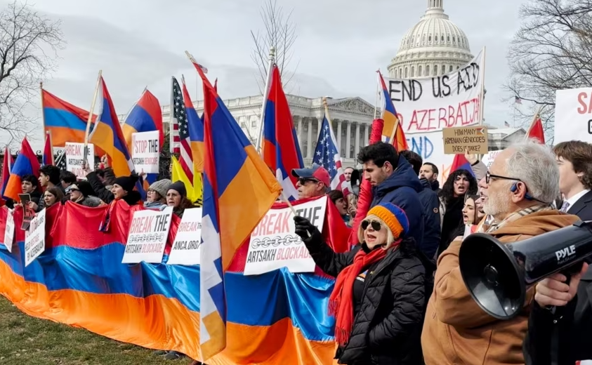 «Ո՜չ մի լումա Ադրբեջանին». ամերիկահայերը պահանջում են ԱՄՆ Կոնգրեսից Ադրբեջանին ստիպել դադարեցնել ԼՂ շրջափակումը
