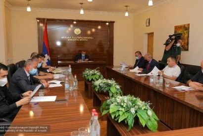 Արցախի ԱԺ նախագահն աշխատանքային խորհրդակցություն է հրավիրել