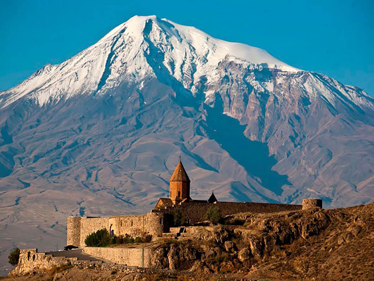 Այսօր հայ առաքելական եկեղեցին նշեց Լուսավորչի՝ Վիրապից դուրս գալու տոնը