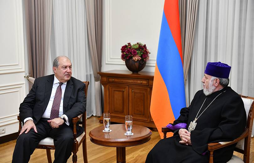 Նախագահ Սարգսյանը շնորհավորել է Ամենայն Հայոց Կաթողիկոսին՝ ծննդյան տարեդարձի առթիվ