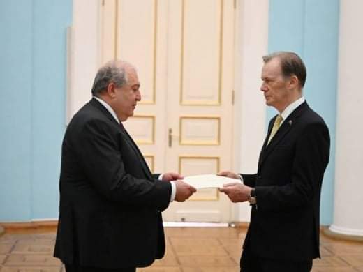 ՀՀ նախագահին հավատարմագրերն է հանձնել Հայաստանում Ավստրալիայի նորանշանակ դեսպանը