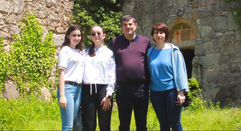 Անցած երեք ամիսներին  չկարողացա ընտանիքիս հետ ժամանակ անցկացնել․ Արցախի նախագահը տեսանյութ է հրապարակել