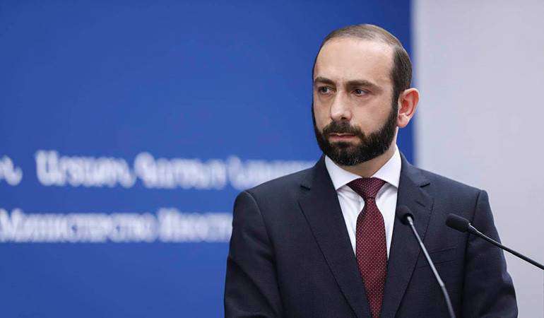 2023 թվականը դժվար տարի էր Հայաստանի, հայ ժողովրդի, այդ թվում՝ Լեռնային Ղարաբաղի հայերի․ Արարատ Միրզոյանը շնորհավորական ուղերձ է հղել գալիք Ամանորի և Սուրբ Ծննդյան կապակցությամբ