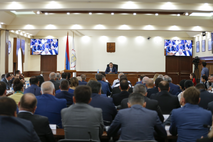 «Առաջնահերթությունը պե՛տք է տրվի հանրային տրանսպորտին. սա քմահաճույք չէ, այս ճանապարհին ուղղակի այլընտրանք չկա». քաղաքապետ Տիգրան Ավինյան