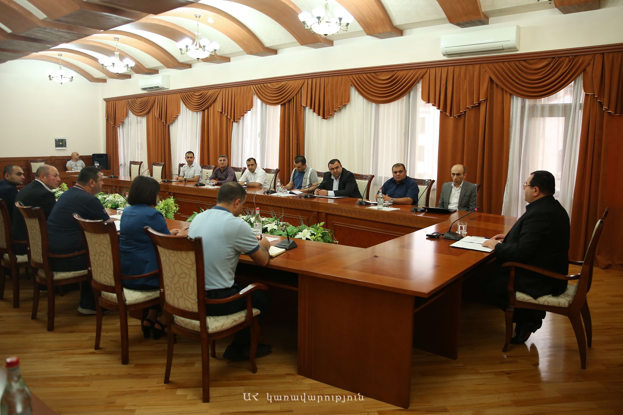 Արցախի պետնախարարի հրավիրած խորհրդակցության ընթացքում քննարկվել են ստեղծված իրավիճակի խնդիրները և դրանց լուծման ձևերը