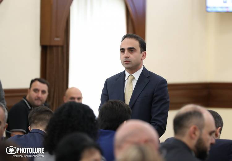 Տիգրան Ավինյանի անունից խիստ հրահանգ է իջեցվել թաղապետերին՝ հնարավորինս մաքուր պահել ֆեյսբուքյան էջերը․ «Հրապարակ»