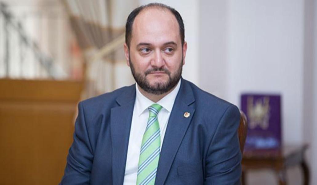 «Կրթվելը նորաձև է» արշավն իրականացվում է պետբյուջեի միջոցներով․ Արայիկ Հարությունյան