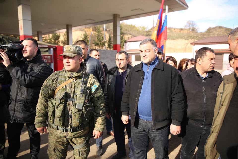 Այսօր խաղաղապահների օրն է․ Ստեփանակերտի քաղաքապետն այցելել է ռուս խաղաղպահներին (լուսանկարներ)