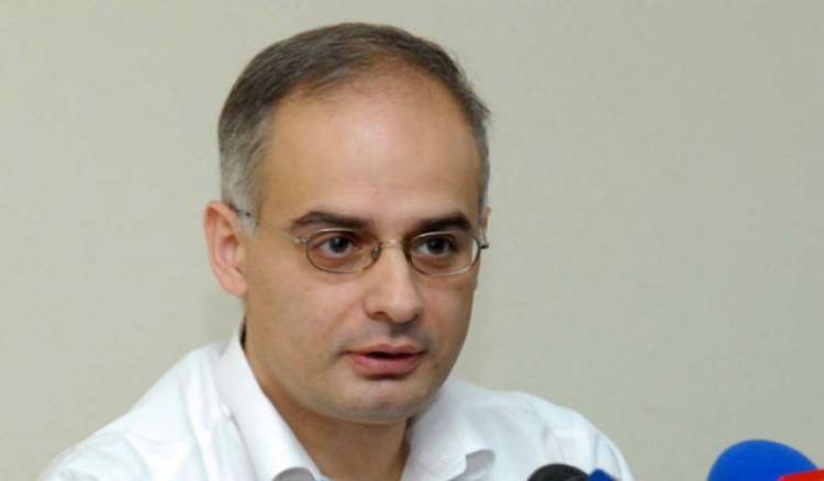 Ղարաբաղյան կարգավորման երկու նախաձեռնությունները մրցակցում են և միմյանց խանգարում. Լևոն Զուրաբյան