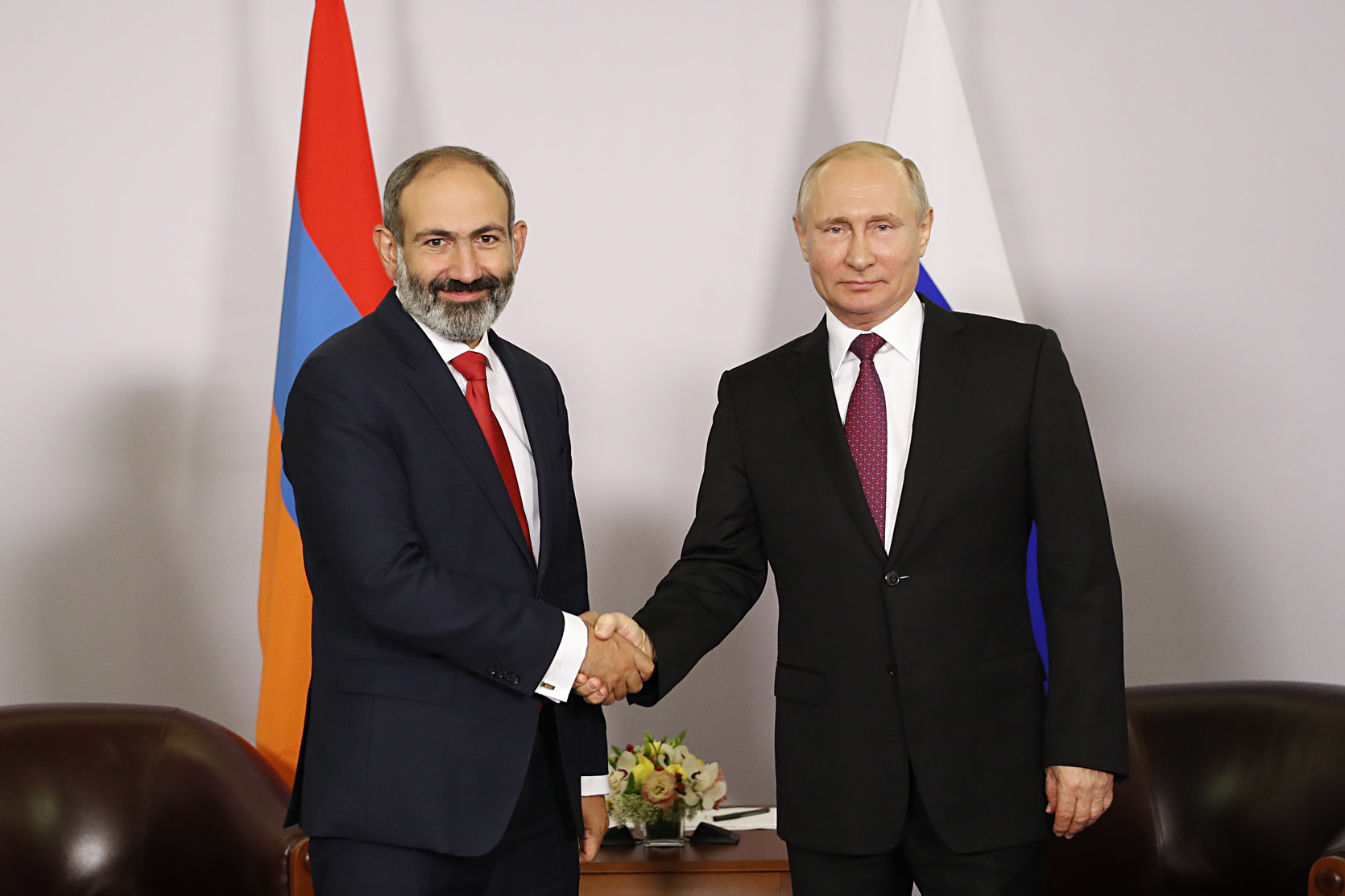 Владимир Путин направил поздравительное послание Николу Пашиняну по случаю Дня независимости Республики Армения