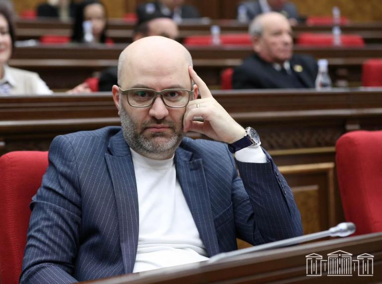 ՔՊ-ական պատգամավոր Դավիթ Առուշանյանը ևս ինքնաառաջադրվել է Գյումրու համայնքապետի ԺՊ-ի ընտրություններում