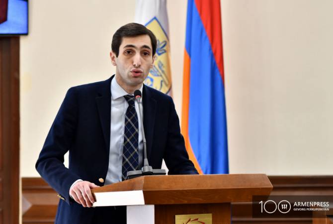 Դավիթ Խաժակյանը կշարունակի մնալ Երևանի ավագանիում. «Լուսավոր Հայաստանի» հայտարարությունը