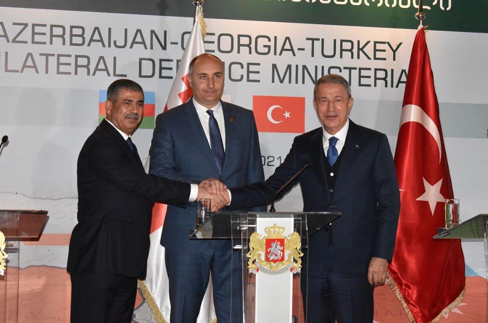 Կայացել է Վրաստանի, Ադրբեջանի ու Թուրքիայի պաշտպանության նախարարների հանդիպումը