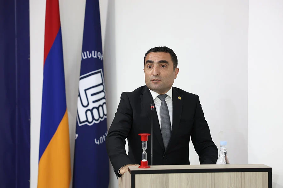 Ահա այսպիսի «սրբազան պայքար»՝ այլևս մեր ազգային ինքնության անքակտելի մասը հանդիսացող հայկական ՊԵՏԱԿԱՆՈՒԹՅԱՆ դեմ. ՊՎԾ ղեկավար