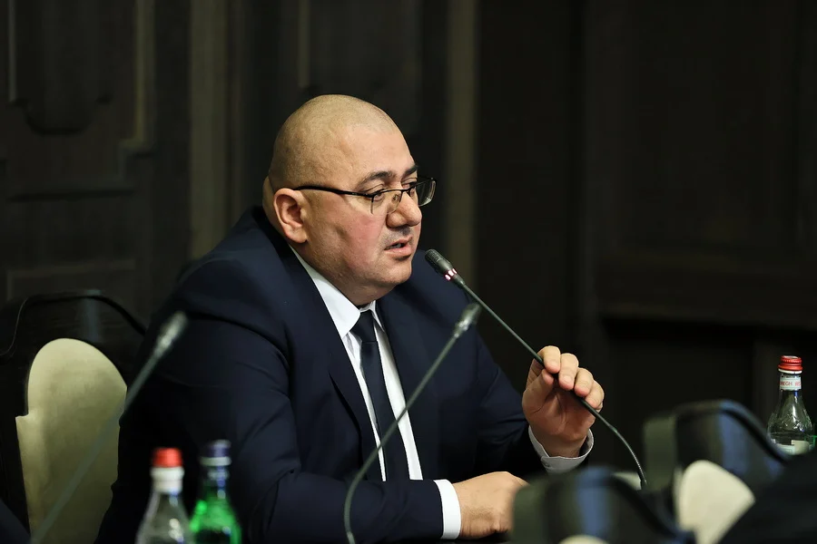 Շիրակի մարզպետը միայն պաշտոնանկությունով չի փրկվի․ «Իրավունք»