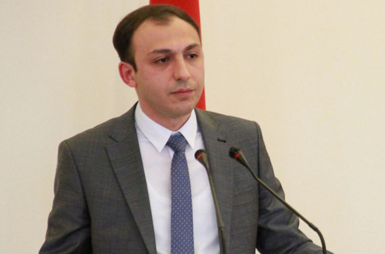 Ամենօրյա ռեժիմով լրատվադաշտ է նետվում իրականության հետ կապ չունեցող կոնտենտ, և մարդկանց թվում է, թե արցախցիների բոլոր խնդիրները կարգավորված են․ Գեղամ Ստեփանյան