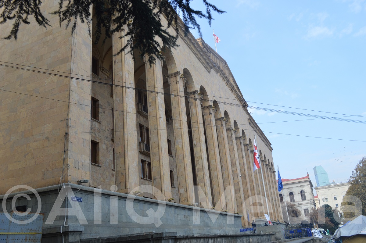 Վրաստանի խորհրդարանը երկրորդ ընթերցմամբ նույնպես կողմ քվեարկեց սահմանադրական փոփոխություններին