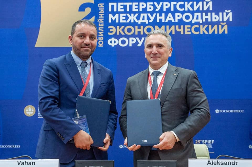 SPIEF-2022-ի շրջանակներում Վահան Քերոբյանը ստորագրել է ՌԴ-ի հետ ստորագրել է 2 հուշագիր