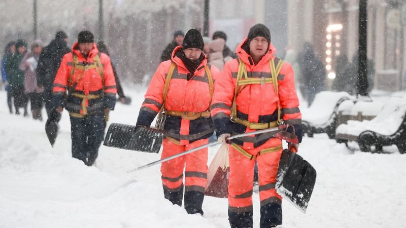 Մոսկվայում ռեկորդային ձյուն է տեղում. տասնյակ չվերթեր չեղարկվել կամ հետաձգվել են
